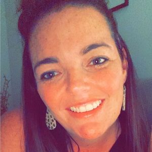 Meet your Posher, Carrie